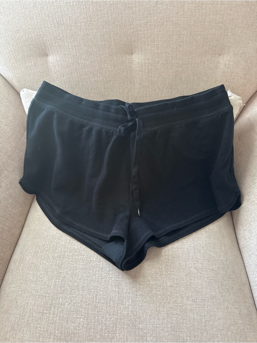 Aritzia Black Waffled Lounge Shorts